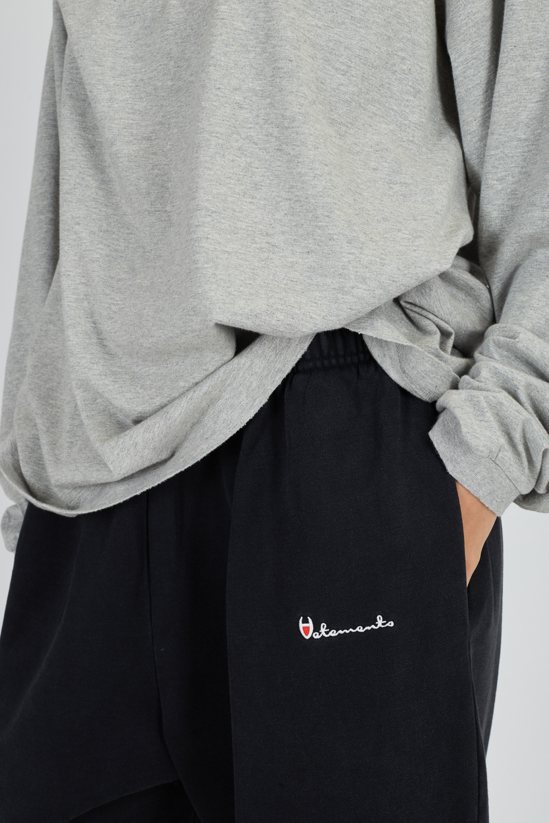 Брюки  Vetements MH27SP228B