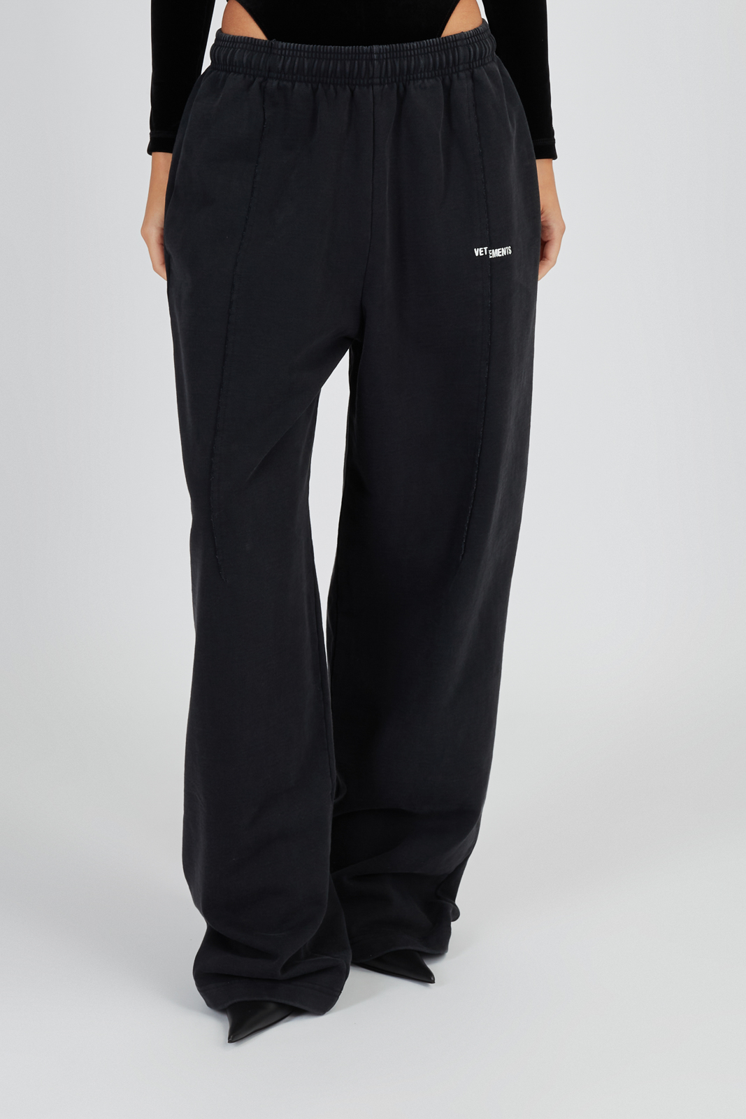 Брюки  Vetements MH27SP192B