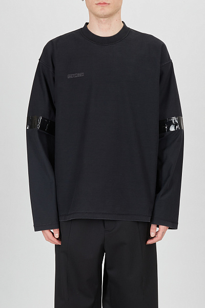 Лоннгслив Vetements ME76LS145B 2
