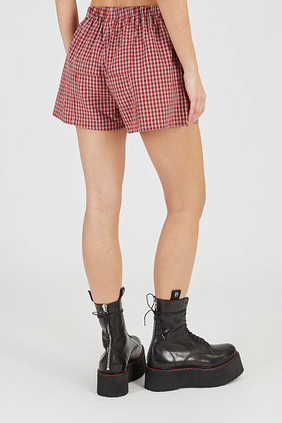 Шорты Vetements WE76SS388RC 2